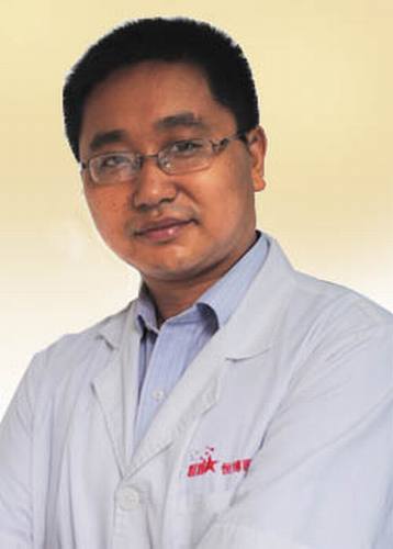 成都恒博李烈割双眼皮怎么样?多少钱?